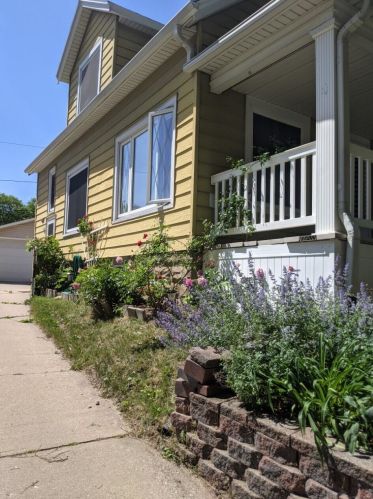 167 78th St, Milwaukee, WI 53214-1408