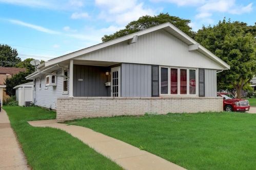 9600 Morgan Ave, Milwaukee WI  53228-1427 exterior