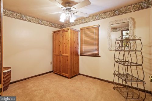 742 Johnston St, Philadelphia PA 19148-4943 exterior