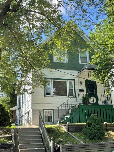 3023 Orchard St, Milwaukee WI  53215-1928 exterior