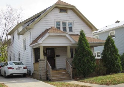 5232 53rd St, Milwaukee WI  53218-3317 exterior