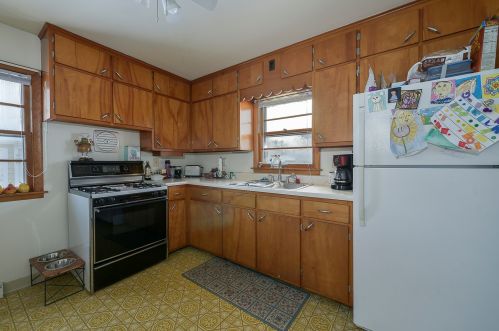 1632 Clay St, Bull Valley IL 60098-2580 exterior