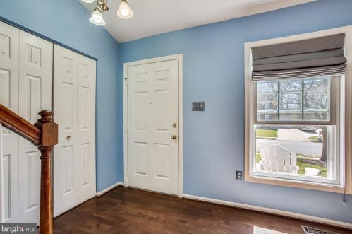 6226 Cockspur Dr, Alexandria VA 22310-1546 exterior