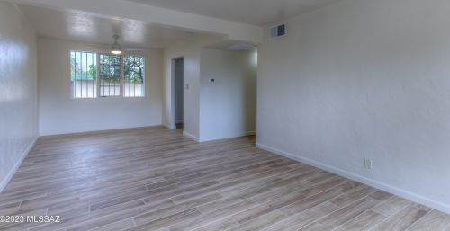 2943 17 St, Tucson AZ 85719-6948 exterior