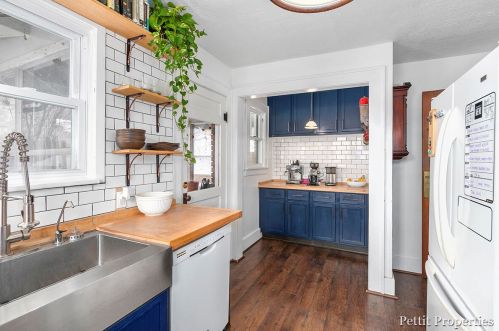 120 Grant St, Portland MI 48875-1532 exterior