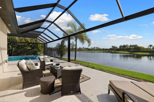 9563 Firenze Cir, Naples FL 34113-8138 exterior