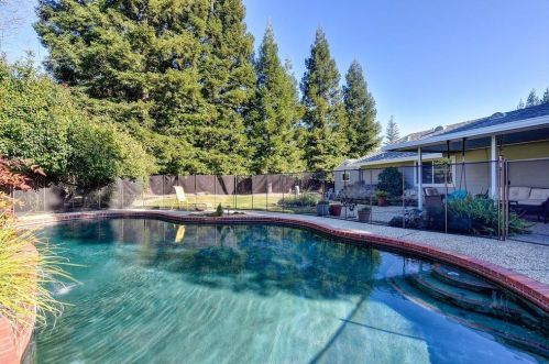 117 Sombrero Way, Folsom CA 95630-2223 exterior