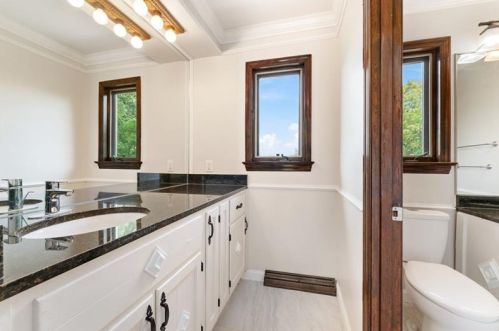 1351 Redfern Dr, Pittsburgh PA  15241-2932 exterior