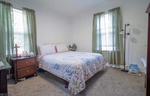 25 Forest Ave, Paterson NJ 07506-1826 exterior