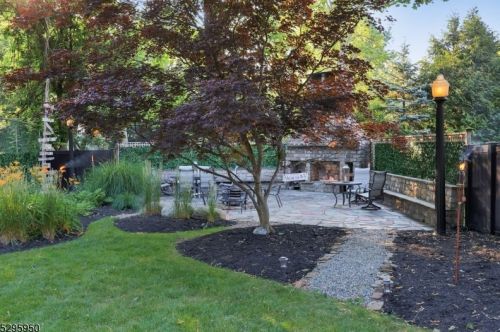 517 Clark St, Westfield NJ 07090-4012 exterior