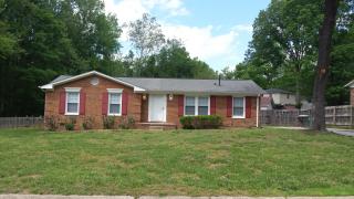 4118 Farmbrooke Dr, Greensboro NC  27407-3119 exterior