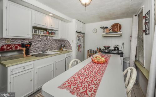 1013 Brunswick Ave, Trenton NJ 08648-4544 exterior