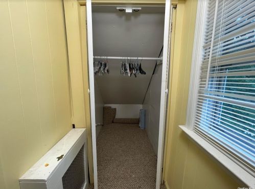 15 Richwood Pl, Huntington Station NY 11746-3228 exterior