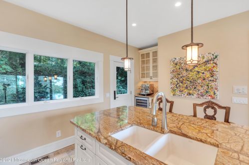 50 Hooper Ave, Atlantic Highlands NJ  07716-1537 exterior