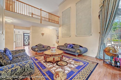 17 Monticello Ct, Morganville NJ 07751-4162 exterior