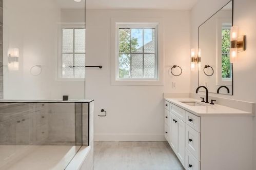 4682 Conway Dr, Atlanta GA 30327-3535 exterior