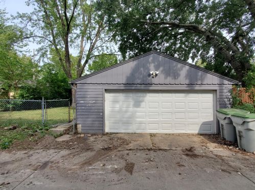 5151 83rd St, Milwaukee WI  53218-3647 exterior