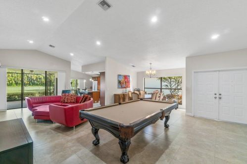 11123 Highland Cir, Boca Raton FL  33428-2719 exterior