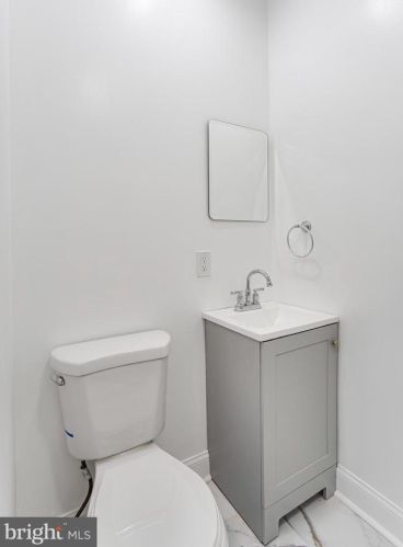 1149 61 St, Philadelphia PA 19142-3402 exterior