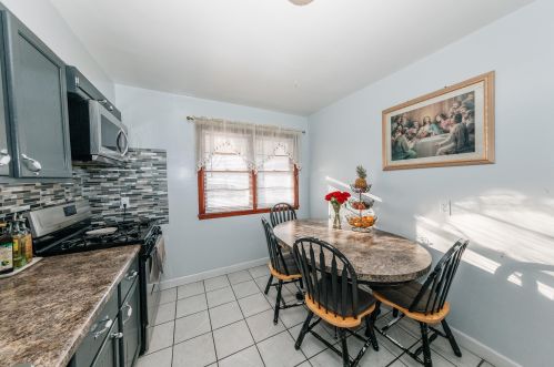 2678 16 St, Milwaukee WI 53215-3002 exterior