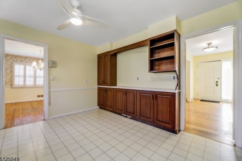 1508 Fox Trl, Mountainside NJ 07092-1302 exterior