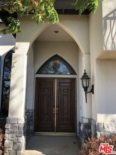 39850 Calle Breve, Temecula CA 92592-8692 exterior