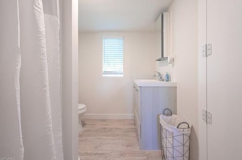 1315 Sandpiper St, Naples FL 34102-1508 exterior