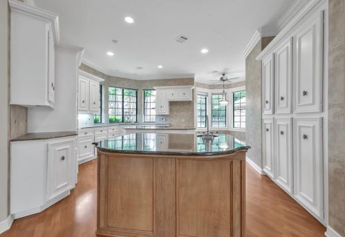 13413 Northshore Dr, Montgomery TX 77356-5436 exterior