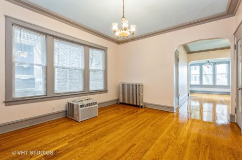 2610 Argyle St, Chicago IL 60625-2738 exterior