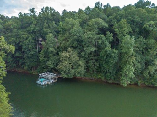 5624 Marks Dr, Gainesville, GA 30506-2354