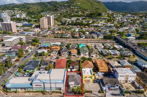 1924 Beretania St, Honolulu HI 96817-4752 exterior