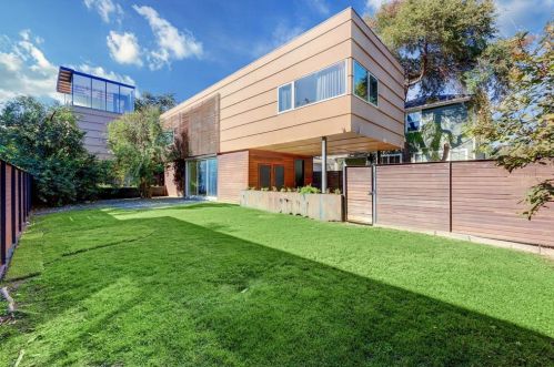 1913 Cliff St, Austin TX 78705-5309 exterior