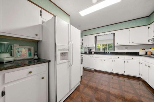 2201 Cherring Ln, Atlanta GA 30338-5229 exterior