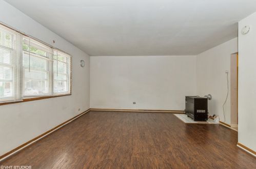 3213 Parnell Ave, Chicago IL 60628-5922 exterior