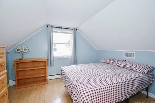 35 4th St, New Britain CT  06051-1721 exterior