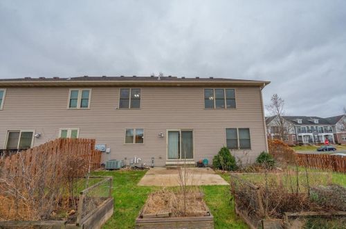 6902 Littlemore Dr, Madison WI  53718-3332 exterior