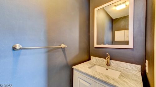 59 Mountainview Ave, Nutley NJ 07110-2233 exterior