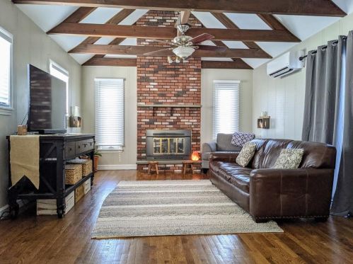 37 Atlantic Blvd, Providence RI 02911-1932 exterior