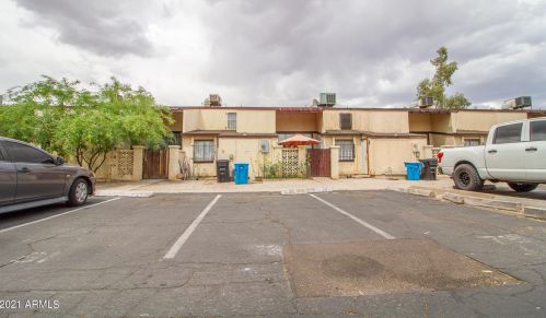 3646 69th Ave, Phoenix AZ  85033-4412 exterior