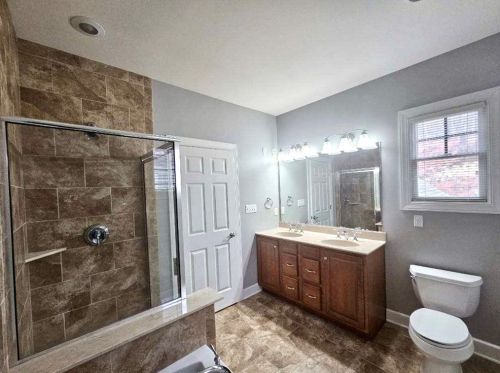 1531 Biltmore Ln, Pittsburgh PA 15217-4501 exterior