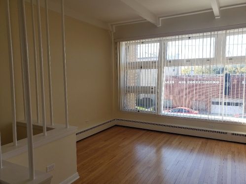 3821 Harlem Ave, Chicago, IL 60634-2217