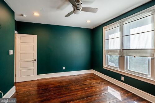 273 Hermitage St, Philadelphia PA  19127-1012 exterior