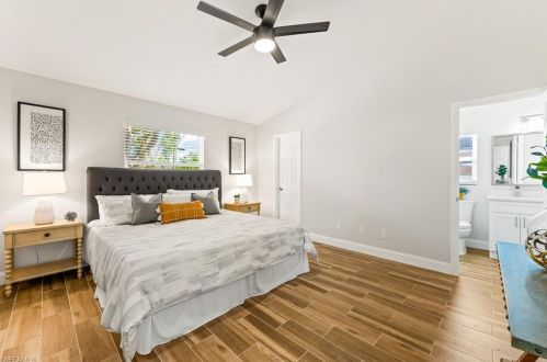 5301 21 Pl, Naples FL 34116-6863 exterior