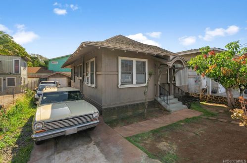 1017 2nd Ave, Honolulu, HI 96816-1406