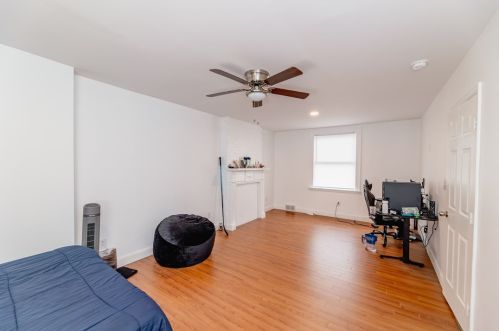 1044 Flemington St, Pittsburgh PA 15217-2638 exterior