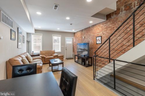 1328 Cleveland St, Philadelphia PA  19146-4605 exterior