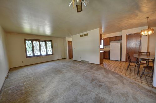 3643 33rd St, Milwaukee, WI 53221-1118