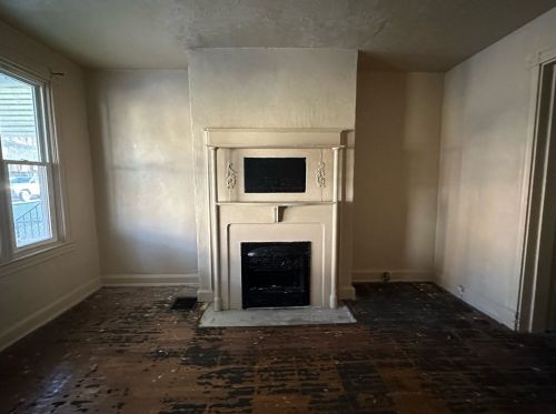 3358 Webster Ave, Pittsburgh PA  15219-3916 exterior