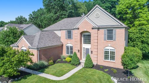 2374 Arbor Tree Ct, Grand Rapids, MI 49546-8506