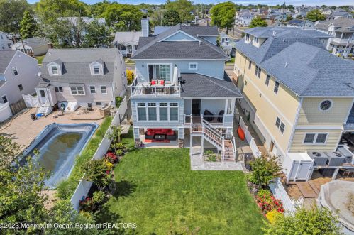 302 Trenton Ave, Point Pleasant Beach NJ 08742-2529 exterior